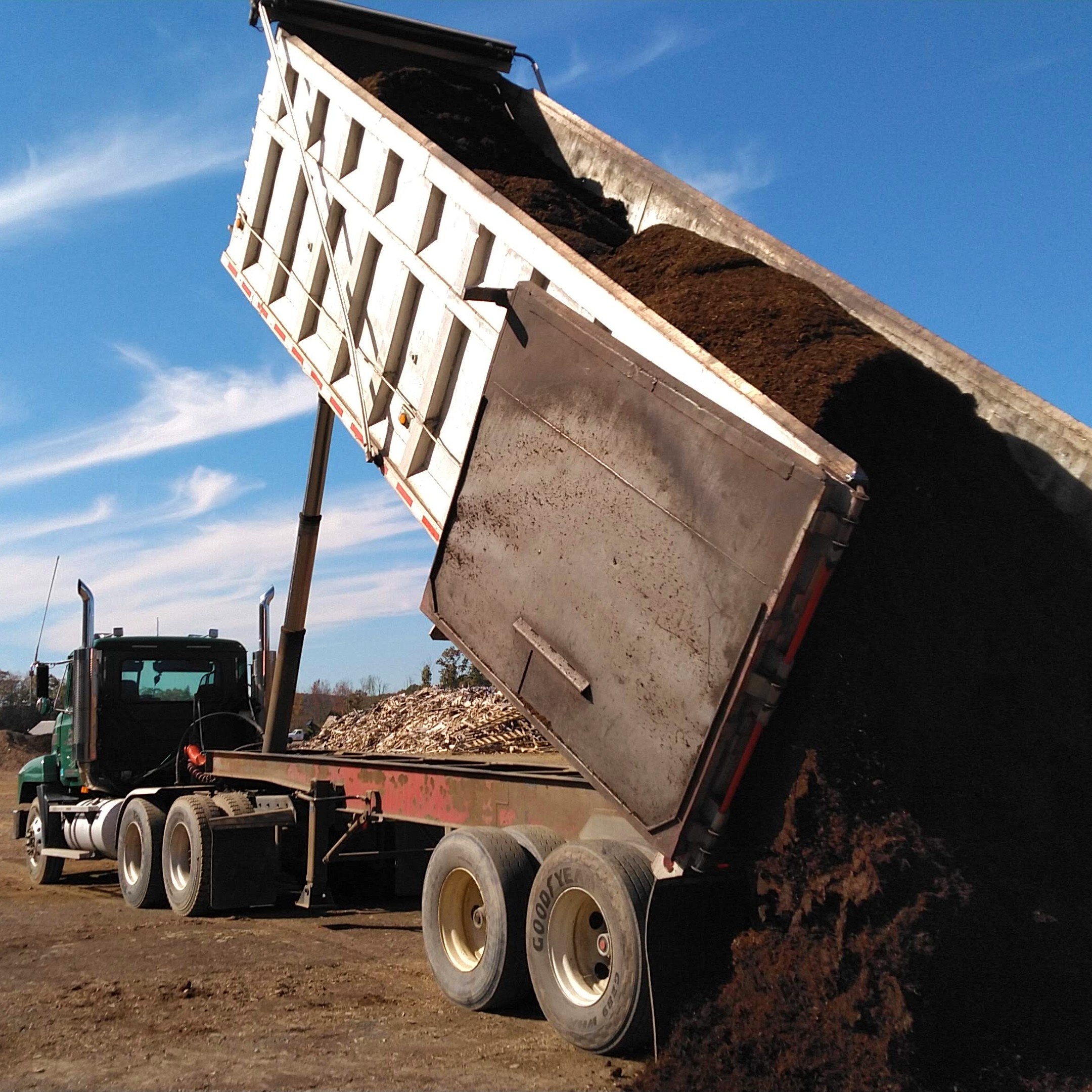 Guers Amended Topsoil & Mulch Certified PA SLFFree
